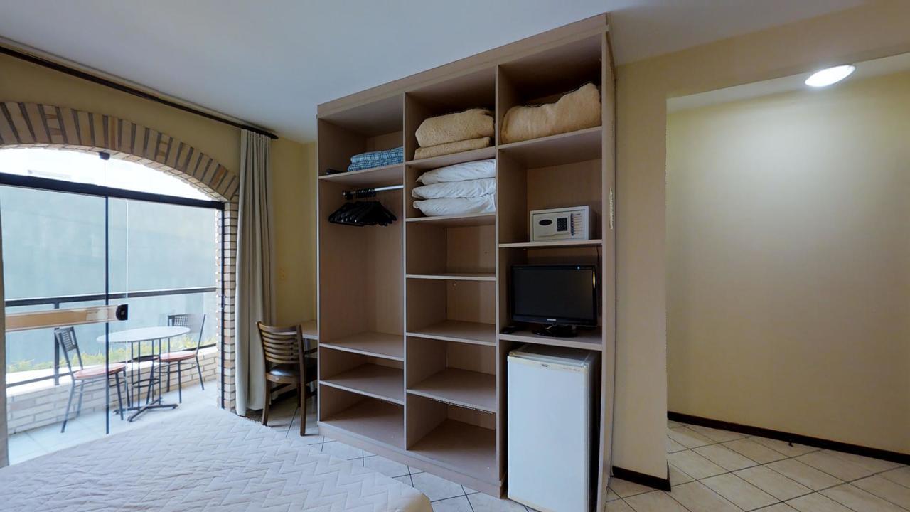 Hotel Joao De Barro Итажаи Экстерьер фото